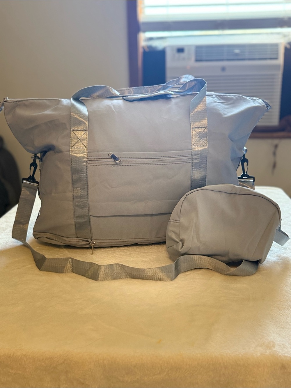 Light Blue Travel Tote with Matching Pouch - Versatile Women's Weekender